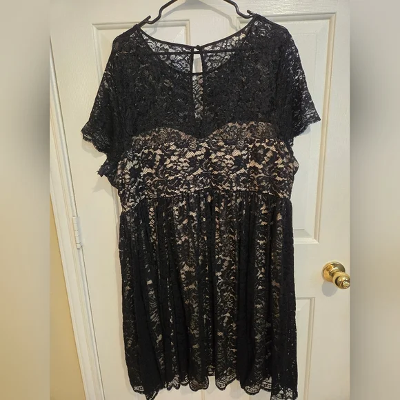 torrid | Dresses | Torrid Lace Black With Cream Slip Dress | Poshmark